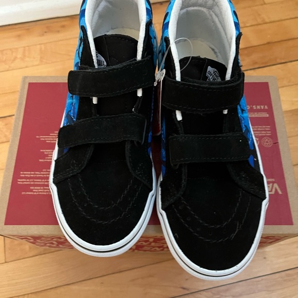 Vans-shark swim Velcro - Picture 3 of 4